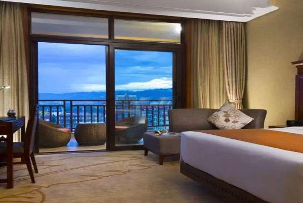 Hotel Ramada Plaza Xishuangbanna Habitación foto