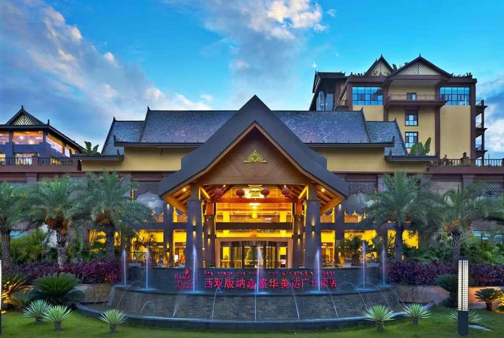 Hotel Ramada Plaza Xishuangbanna Exterior foto