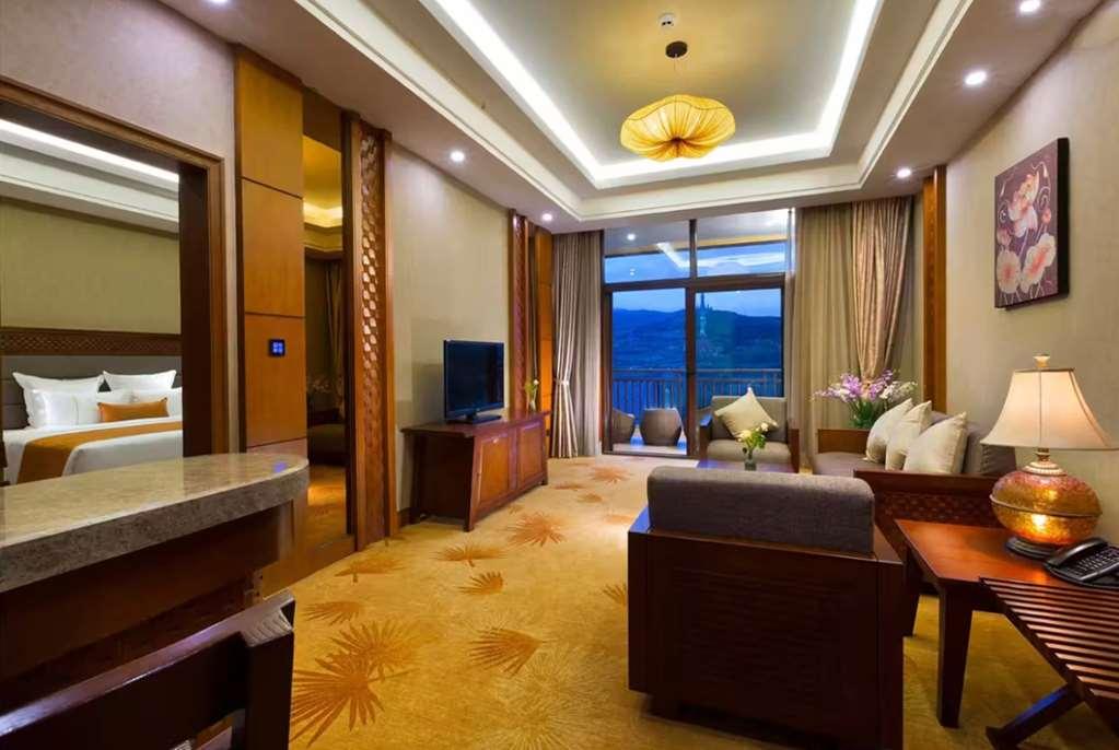 Hotel Ramada Plaza Xishuangbanna Habitación foto