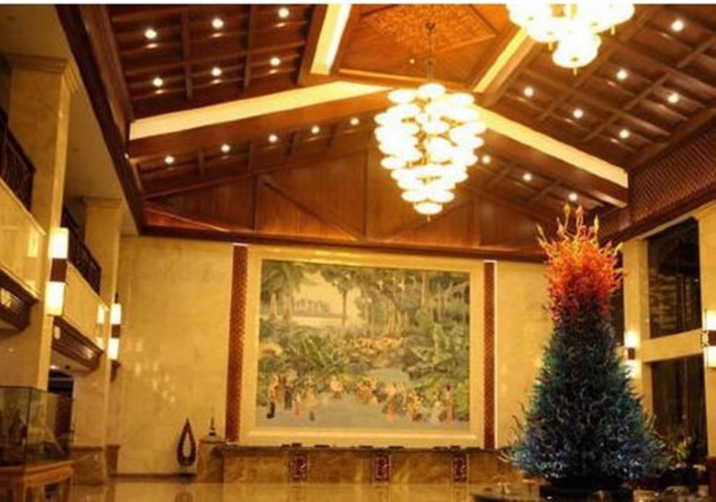 Hotel Ramada Plaza Xishuangbanna Exterior foto