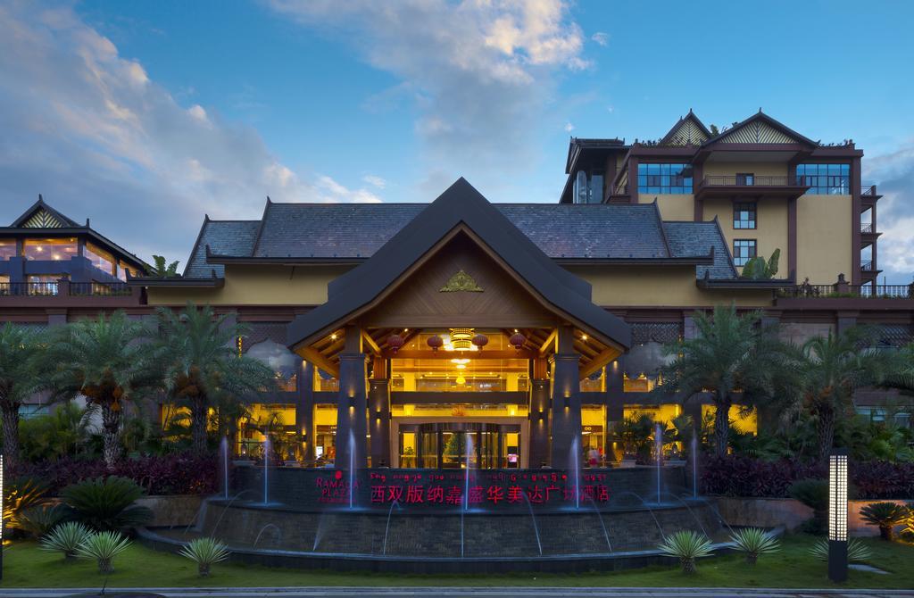 Hotel Ramada Plaza Xishuangbanna Exterior foto